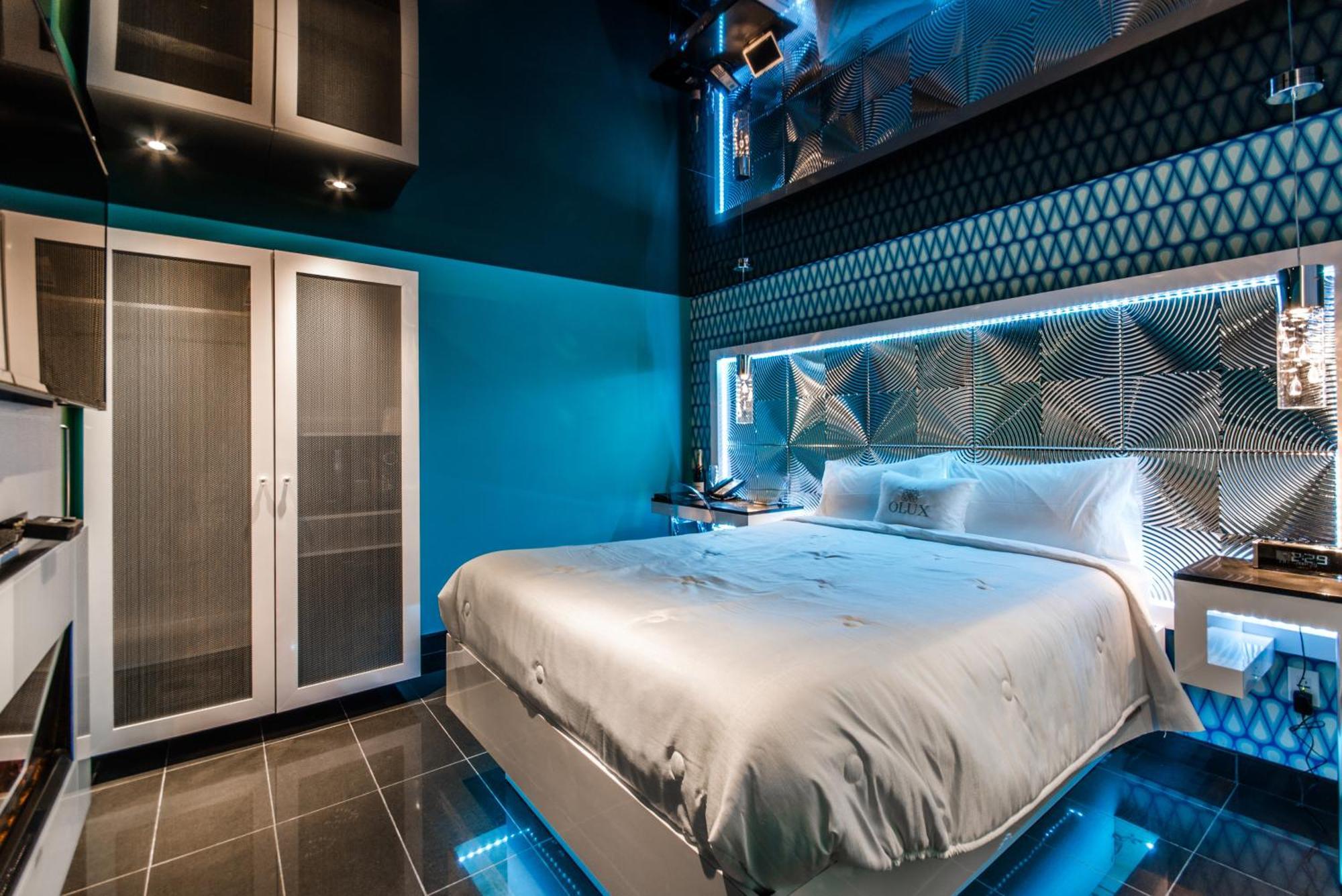 Olux Hotel-Motel-Suites Laval Exterior foto